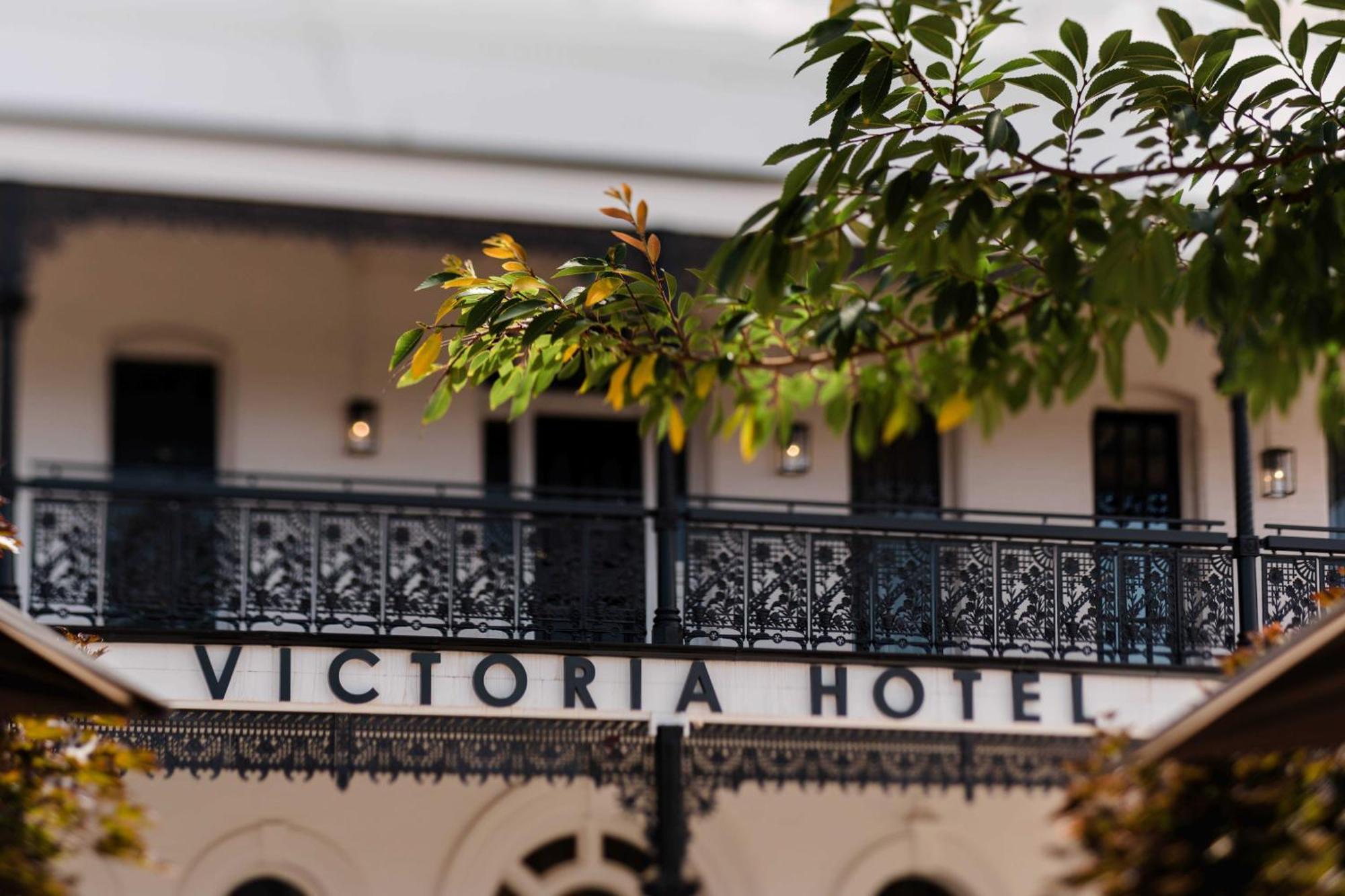 The Victoria Hotel รัทเธอร์เกล็น ภายนอก รูปภาพ