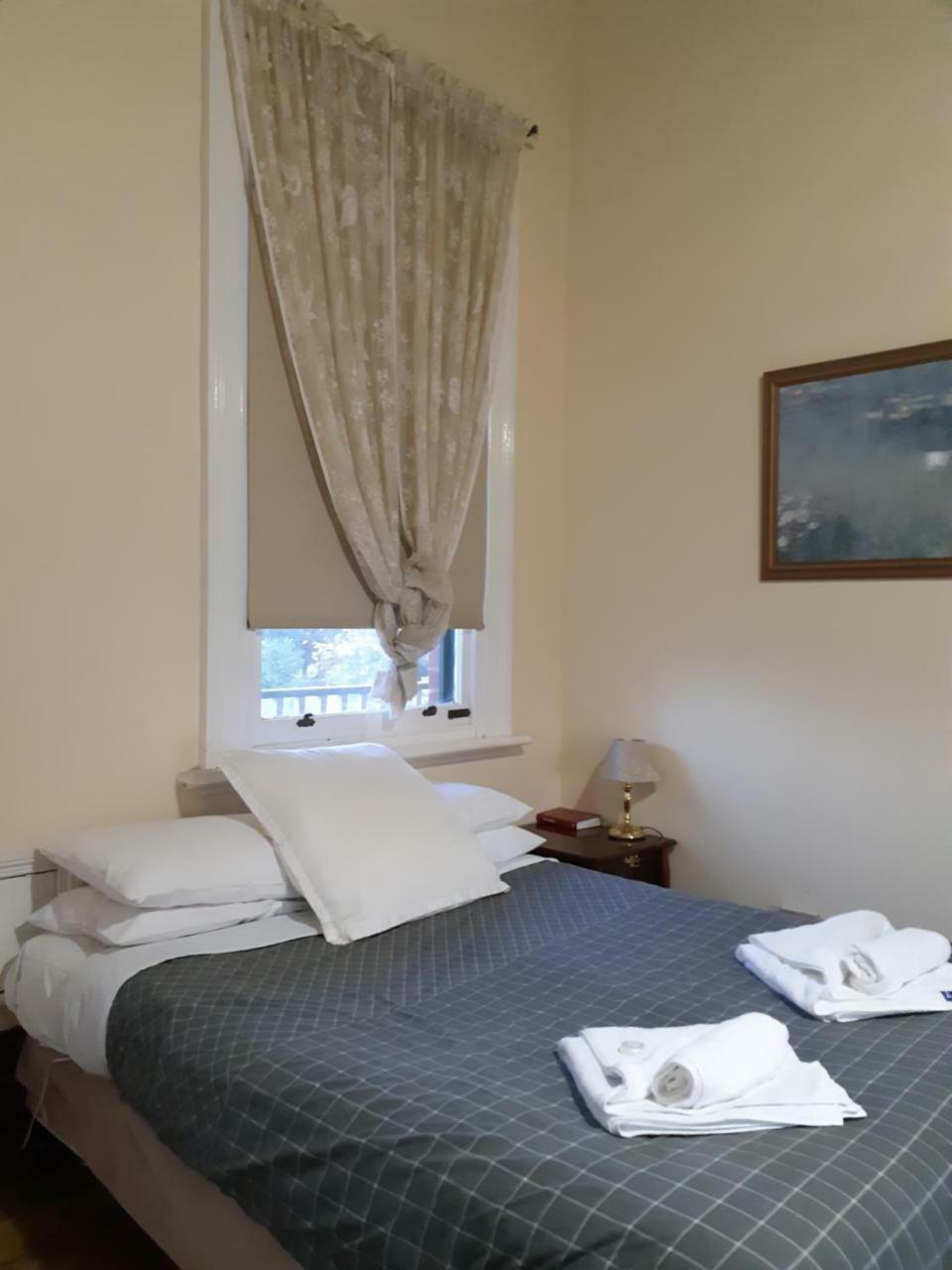 The Victoria Hotel รัทเธอร์เกล็น ภายนอก รูปภาพ