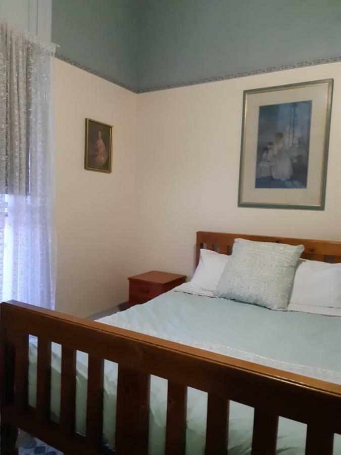 The Victoria Hotel รัทเธอร์เกล็น ภายนอก รูปภาพ